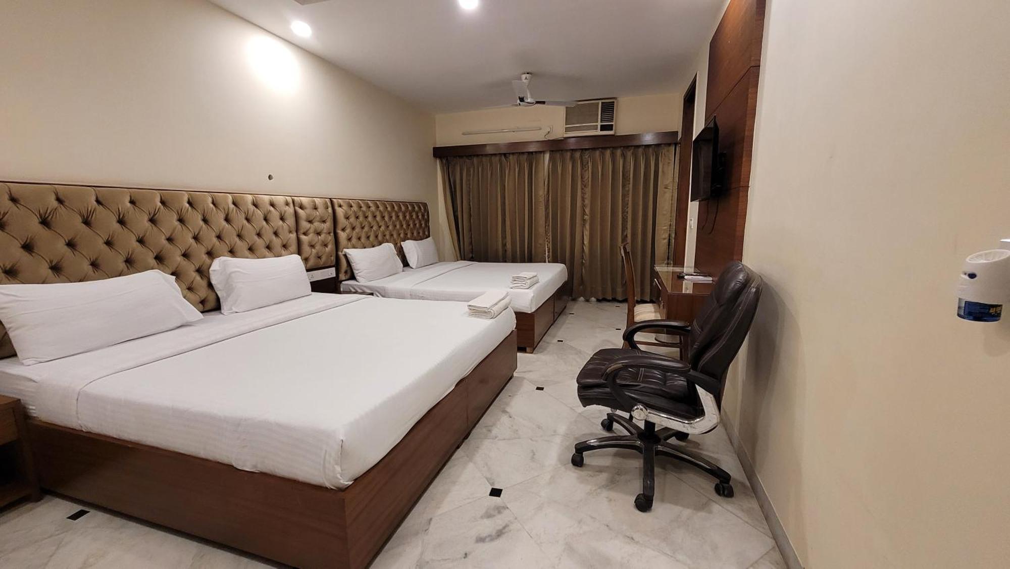 新德里 Jmd Residency酒店 外观 照片